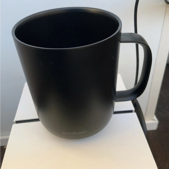 Ember 10 oz. Temp Control Smart Mug 2 Black Used Condition Tested - Picture 4 of 6